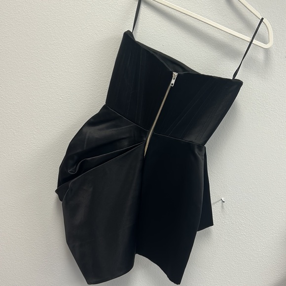 Mini dress - Picture 6 of 7